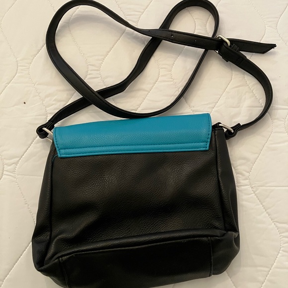 Black, white, blue Nine West crossbody bag - Picture 3 of 4